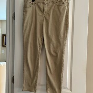 Chicos So Slimming Girlfriend Ankle Length Chonos